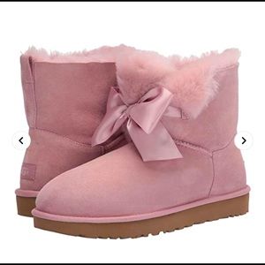 Gita Bow Mini Boot (Pink Crystal) Women's Pull-on Boots